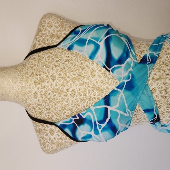 Cupshe Blue White Water Ripple Wrap Print One Piece Metal Clasp Halter Swimsuit - Picture 2 of 8